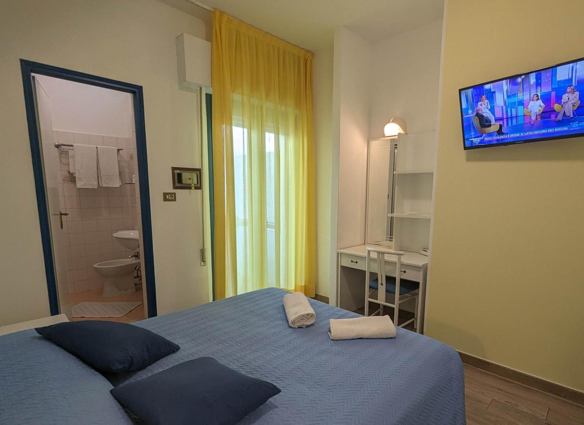 Hotel Tivoli Misano Adriatico Exteriör bild